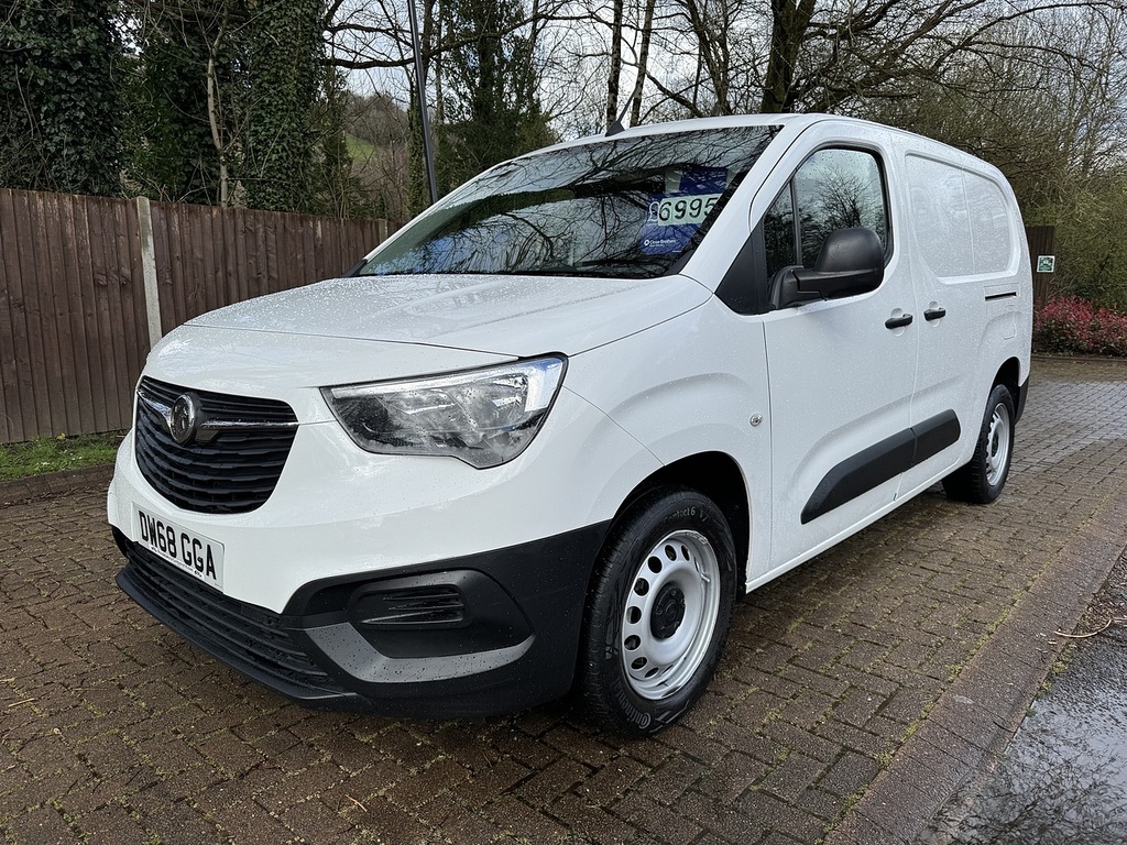 Vauxhall Combo Turbo D 2300 Edition White #1