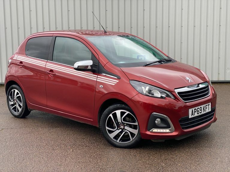 Compare Peugeot 108 1.0 72 Collection AP69KFT Red