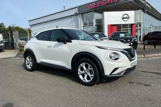 Nissan Juke 1.0 Dig-t N-connecta 114Ps Dct 5-Door White #1
