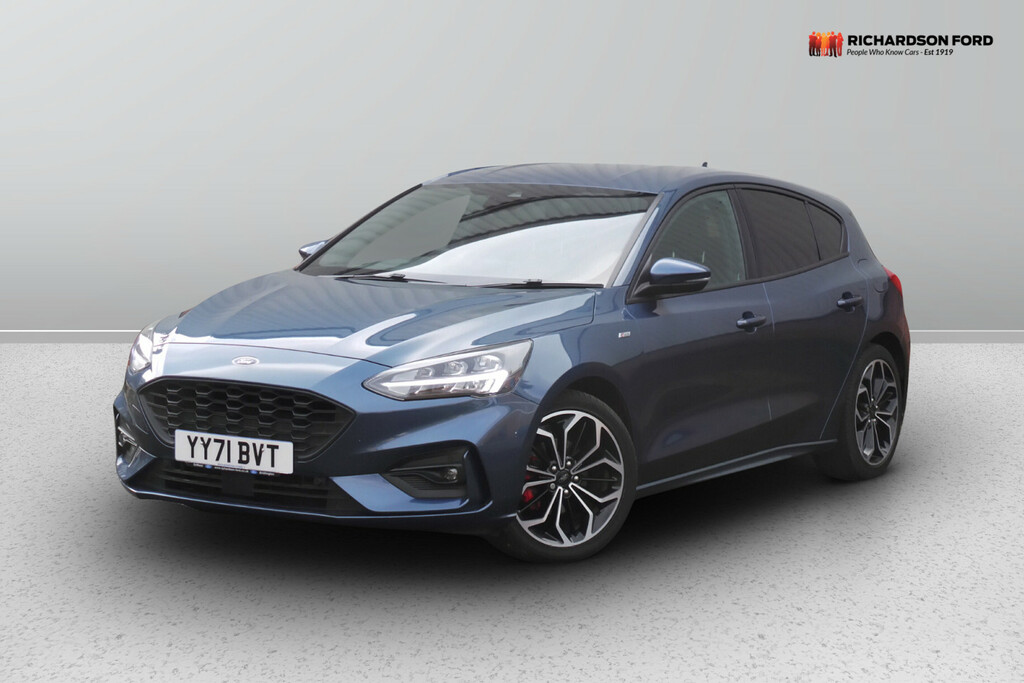 Compare Ford Focus 1.0 Ecoboost Hybrid Mhev 125 St-line X Edition YY71BVT Blue