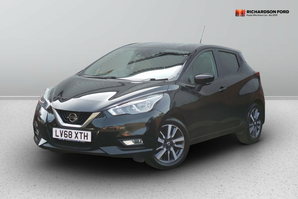 Compare Nissan Micra 0.9 Ig-t N-connecta LV68XTH Black