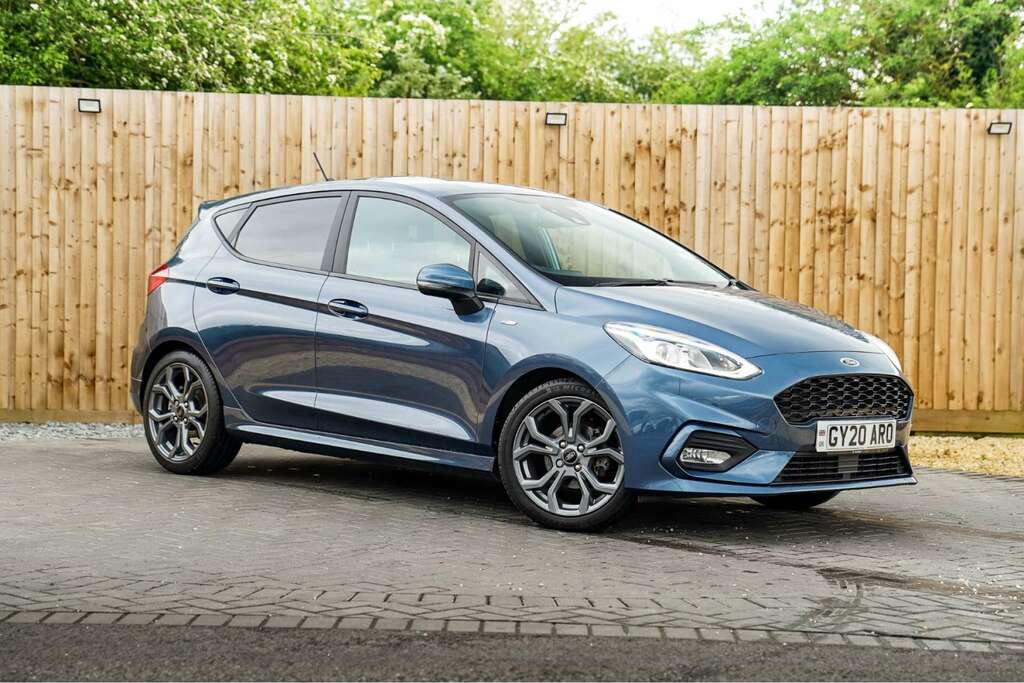 Compare Ford Fiesta Fiesta St-line Edition T GY20ARO Blue