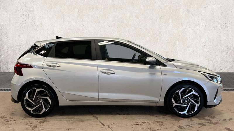Compare Hyundai I20 1.0 T-gdi Mhev Premium Hatchback Hybrid HN72FJD Silver
