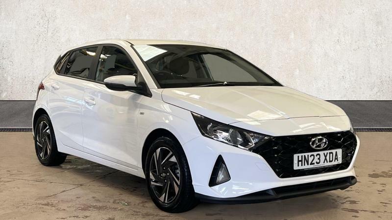 Compare Hyundai I20 1.0 T-gdi Mhev Se Connect Hatchback Hyb HN23XDA White