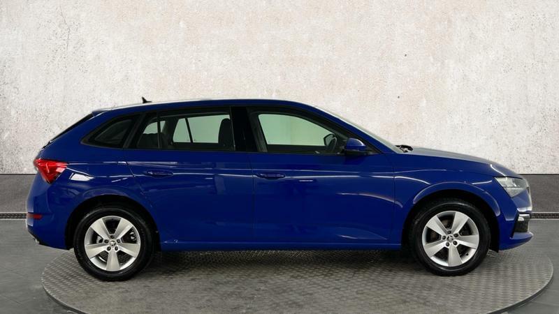 Compare Skoda Scala 1.5 Tsi Se Hatchback Dsg Euro 6 Ss MK22OAO Blue