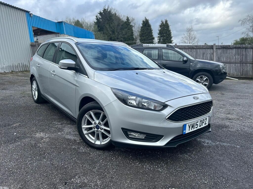 Compare Ford Focus 1.5 Tdci Zetec Euro 6 Ss 2015 YM15DPZ Silver