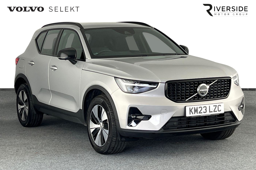 Compare Volvo XC40 T4 Recharge Plus, Plug-in Hybrid, KM23LZC Silver