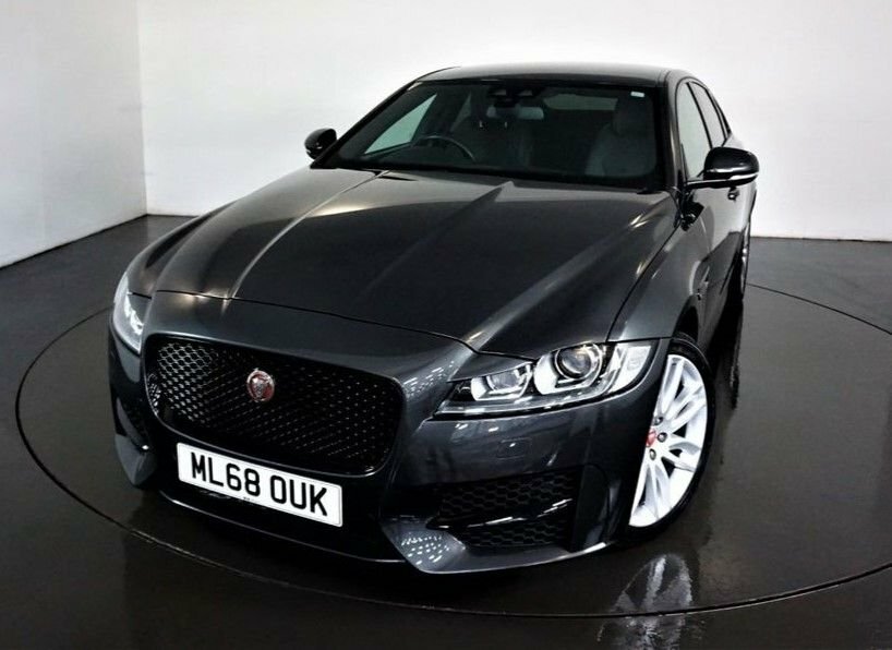 Compare Jaguar XF 2.0 R-sport 247 Bhp-2 Owners From New-black ML68OUK Grey