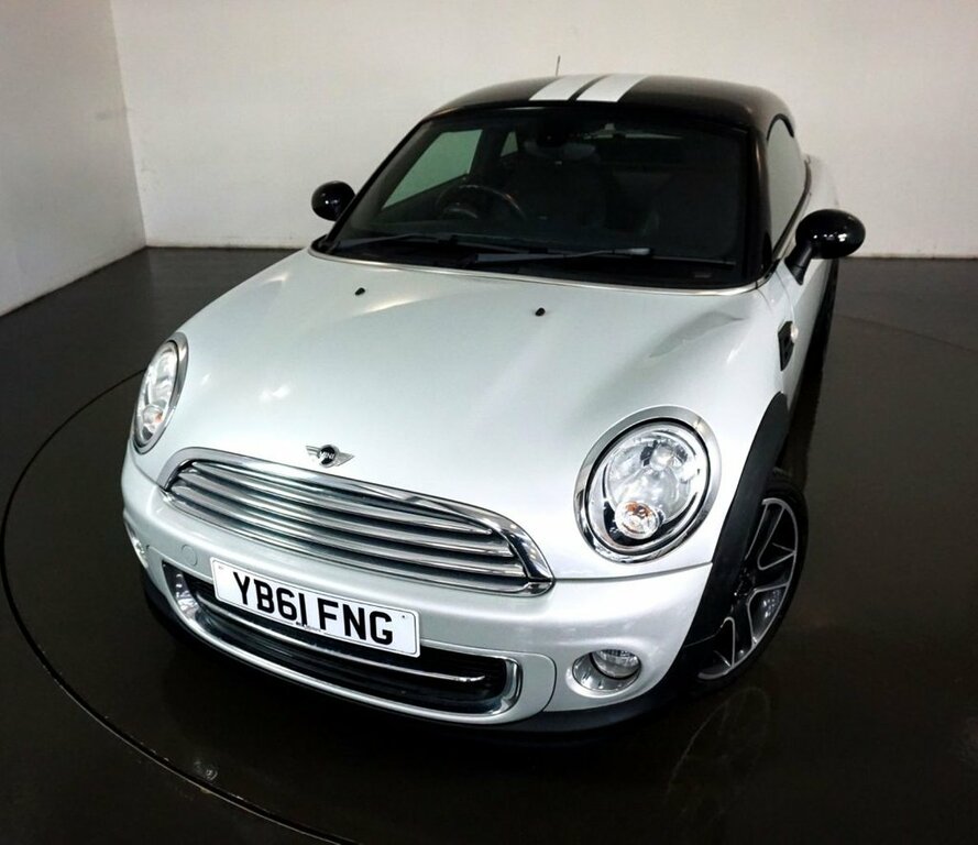 Compare Mini Coupe 1.6 Cooper 2D-finished In White Silver With Black YB61FNG Silver