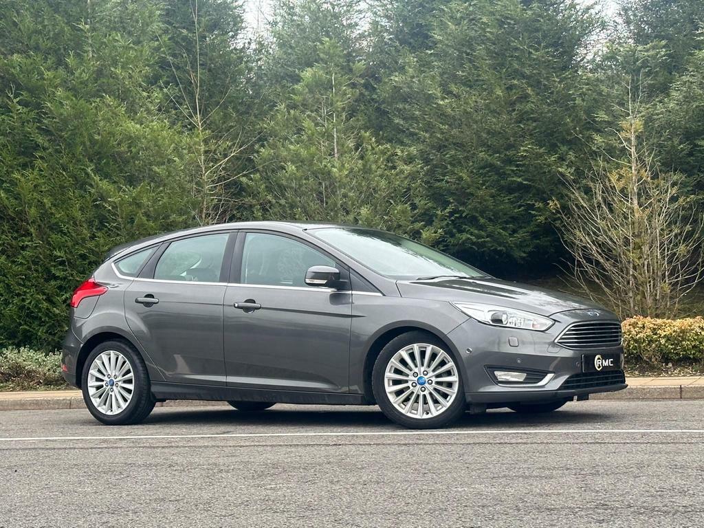 Compare Ford Focus 1.5 Tdci Titanium X Euro 6 Ss  Grey