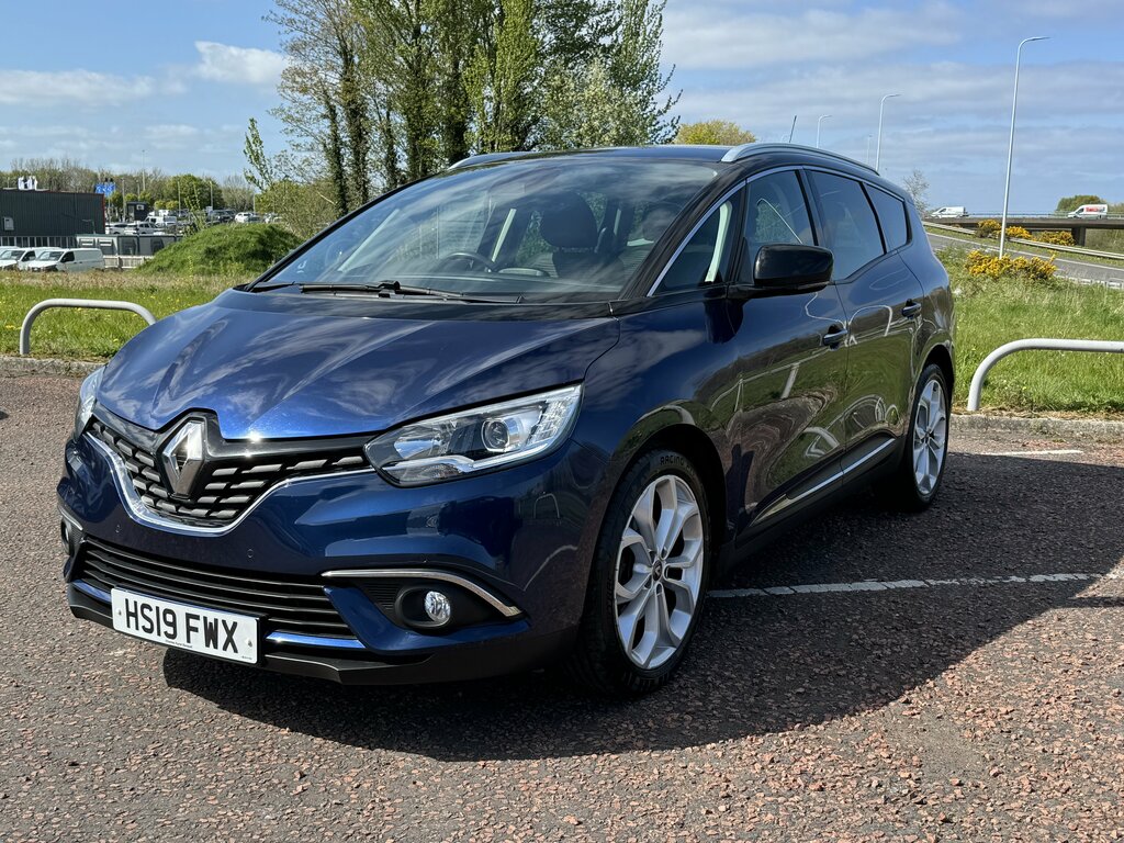 Compare Renault Grand Scenic 2019 Renault Grand Scenic 1.3 Iconic Tce HS19FWX Blue