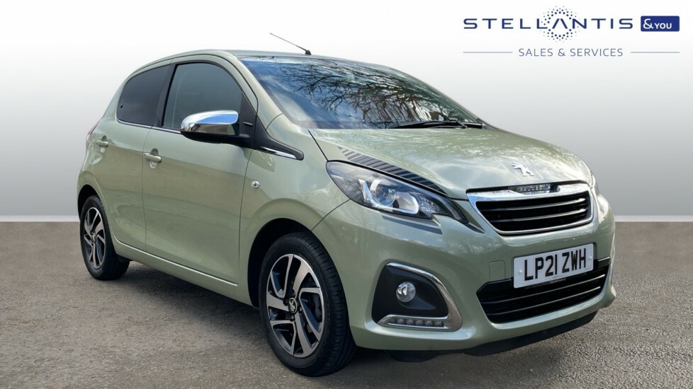 Compare Peugeot 108 1.0 Collection Euro 6 Ss LP21ZWH 
