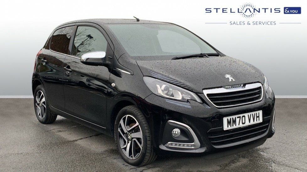 Compare Peugeot 108 1.0 Collection Euro 6 Ss MM70VVH 