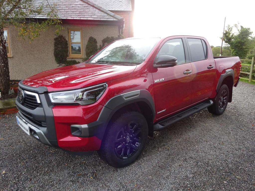 Compare Toyota HILUX 2.8 D-4d Invincible Double Cab Pickup 4Wd Euro 6 YS20HHA Red