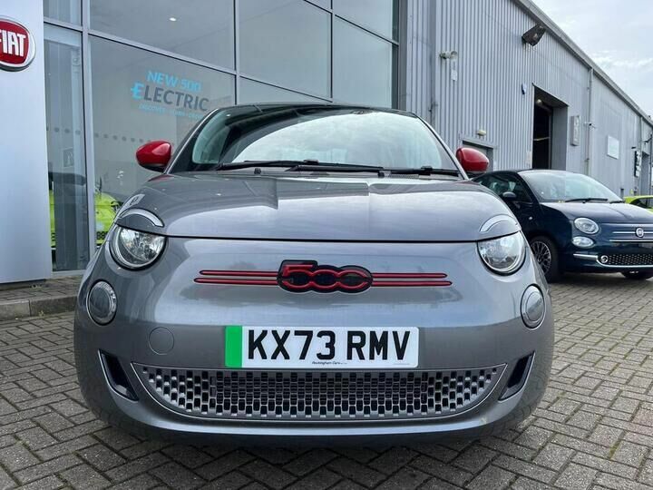Fiat 500E 42Kwh Red Grey #1
