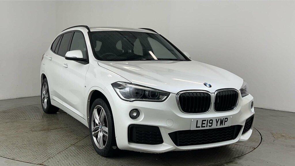 Compare BMW X1 X1 Sdrive 20I M Sport LE19YWP White