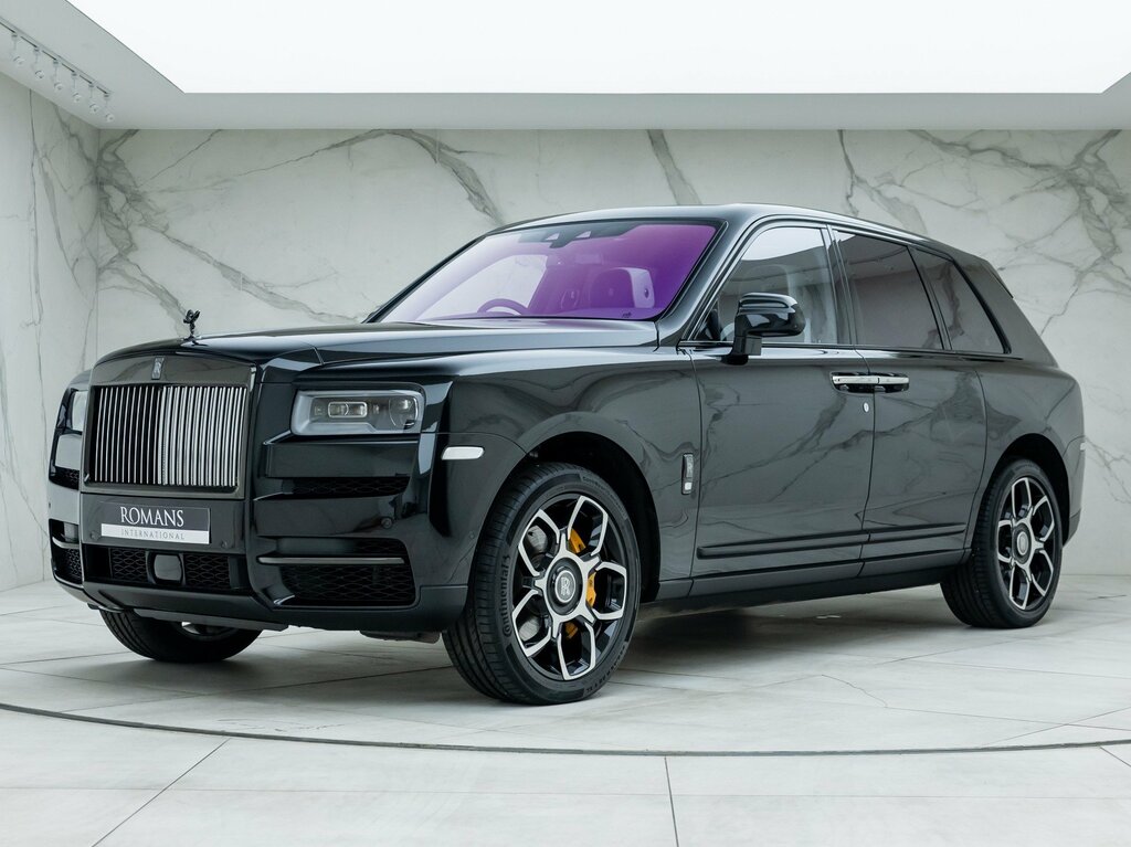 Compare Rolls-Royce Cullinan Black Badge  