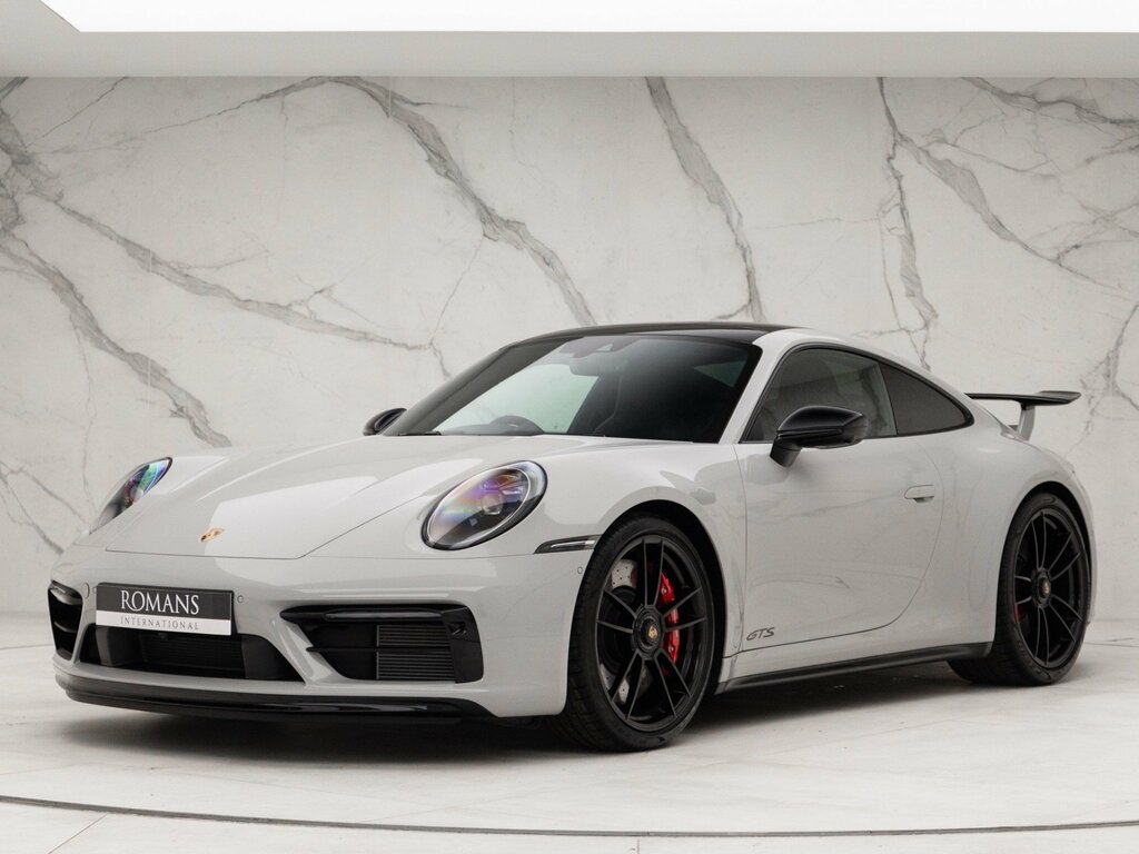 Compare Porsche 911 Carrera Gts 992  