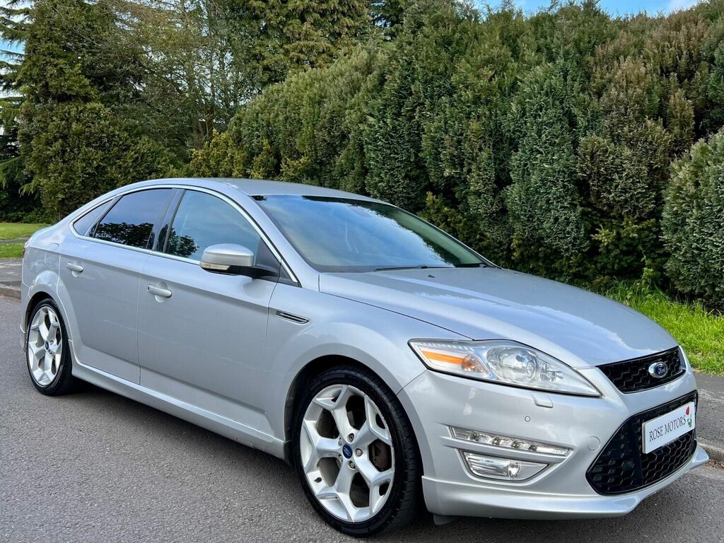 Compare Ford Mondeo Hatchback EY61XNA Silver