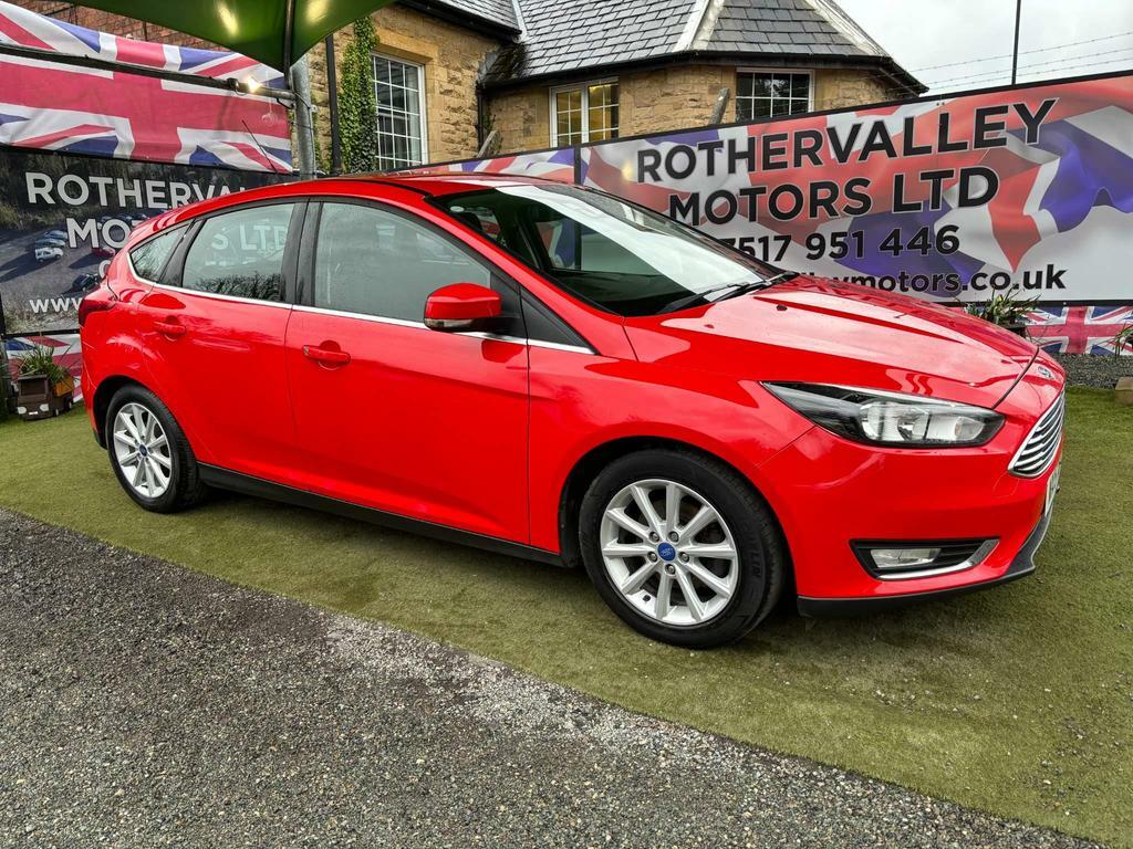 Compare Ford Focus 1.0T Ecoboost Titanium Euro 6 Ss WX15XGH Red
