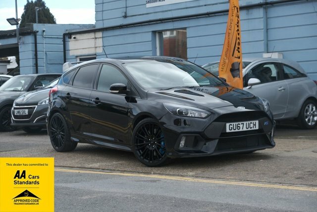 Compare Ford Focus 2.3 Rs 346 Bhp Absolute Black Only 9 Thats 667 GU67UCH Black