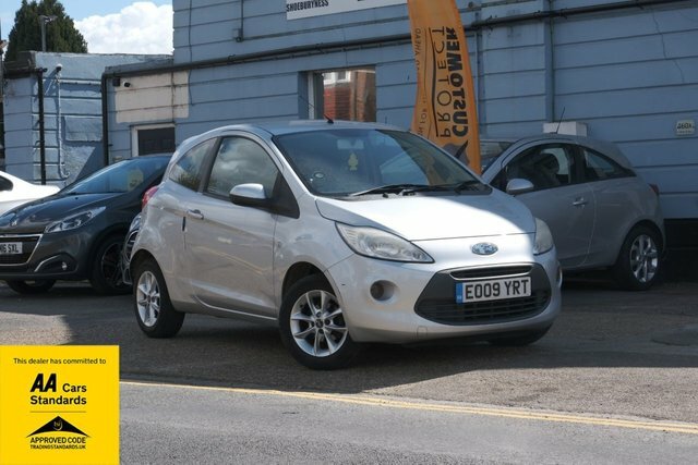 Compare Ford KA 1.2 Style 69 Bhp EO09YRT Silver