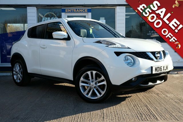 Compare Nissan Juke 1.2 N-connecta Dig-t 115 Bhp - This Vehicle Is MD16XJK White