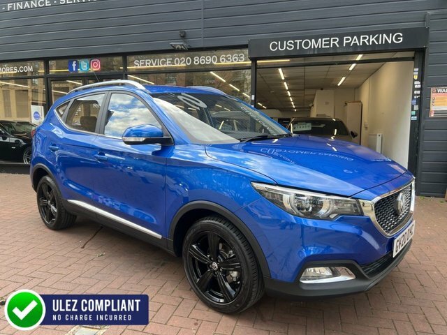 Compare MG ZS 2020 1.0 Exclusive 110 Bhp GV20DYC Blue