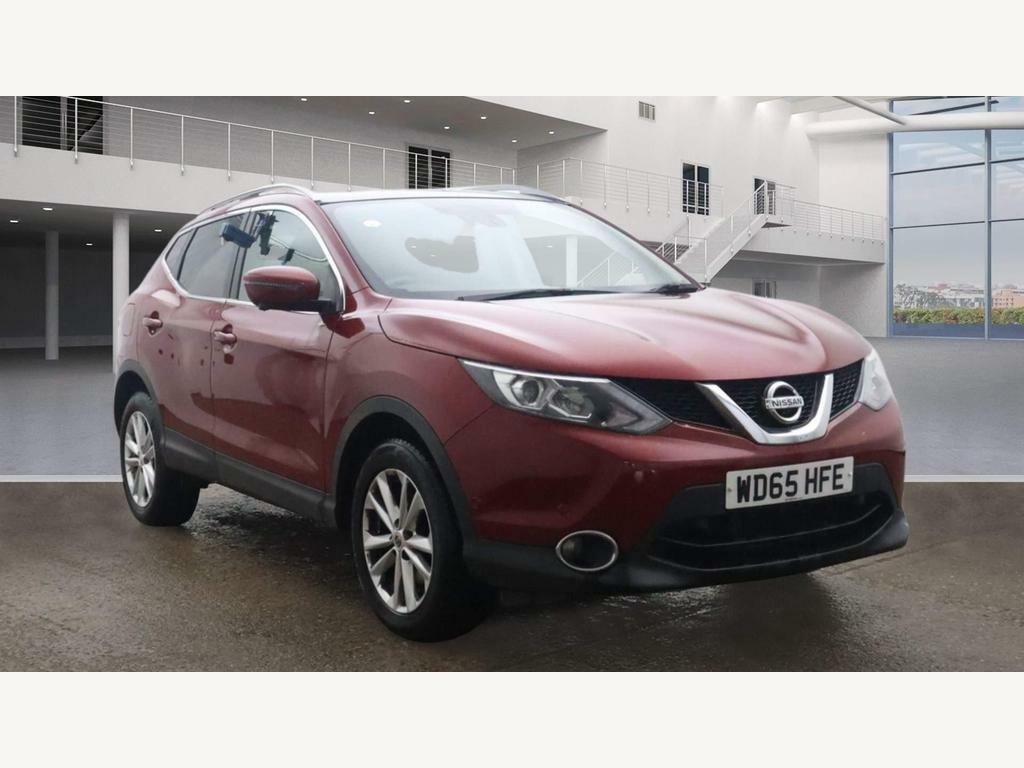 Compare Nissan Qashqai 1.2 Dig-t Tekna Xtron 2Wd Euro 6 Ss WD65HFE Red
