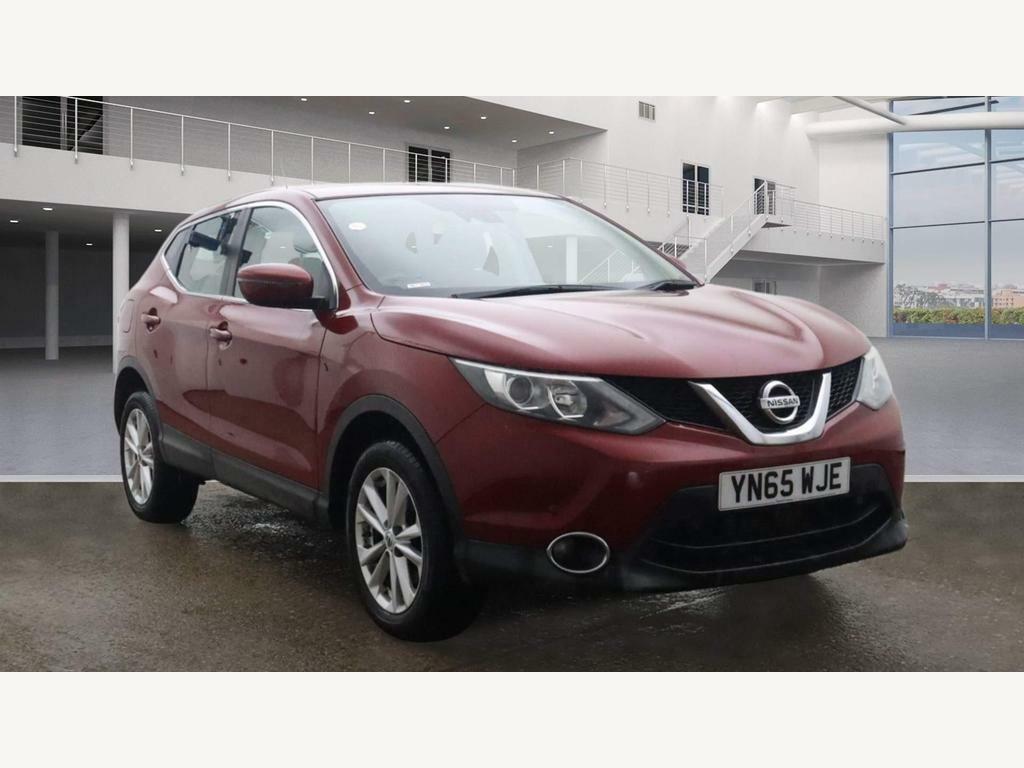 Compare Nissan Qashqai 1.2 Dig-t Acenta Xtron 2Wd Euro 6 Ss YN65WJE Red
