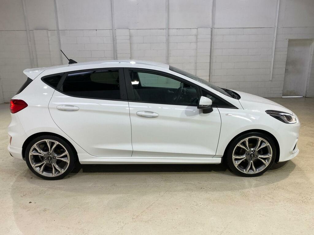 Compare Ford Fiesta 1.0T Ecoboost St-line X Euro 6 Ss ... 2020 EN69OUL White