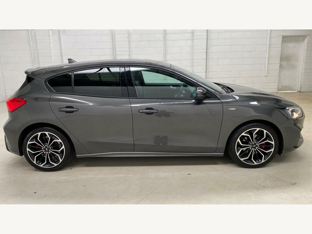 Compare Ford Focus 1.0T Ecoboost St-line X Euro 6 Ss H... 2019 AV69EYL Grey