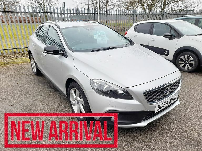 Volvo V40 Cross Country 1.6 D2 Cross Country Lux Zero Road Tax Silver #1