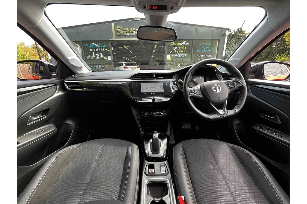 Compare Vauxhall Corsa-e Elite Nav Premium RE21UUB 