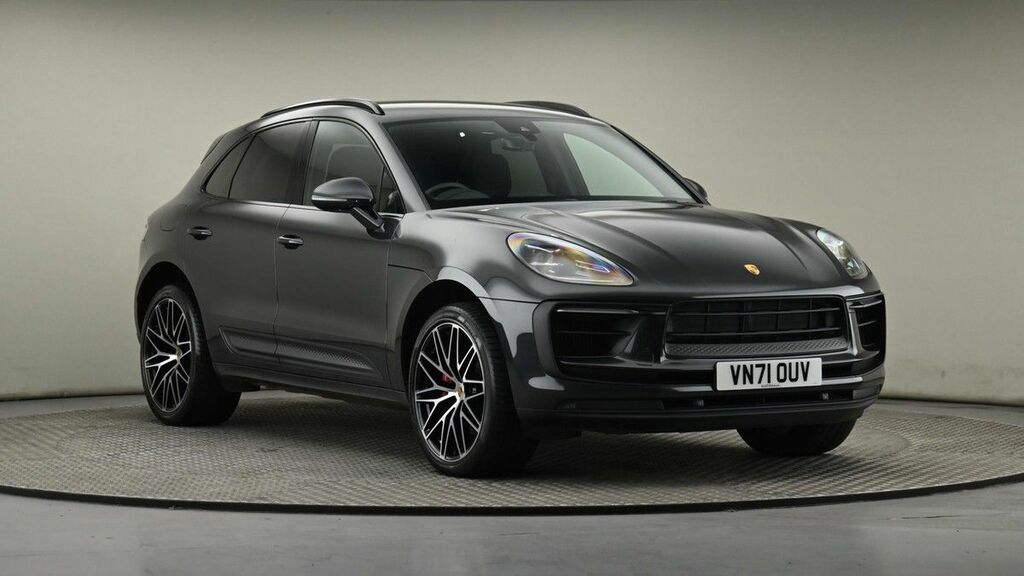 Compare Porsche Macan 2.9T V6 S Pdk 4Wd Euro 6 Ss VN71OUV Grey