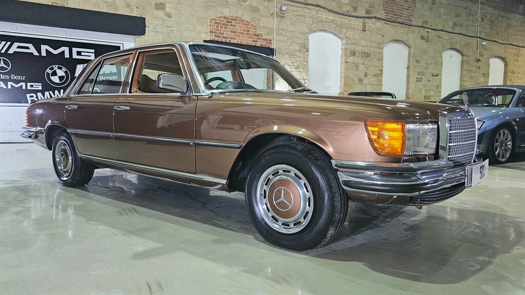 Compare Mercedes-Benz 450 Brown ETH186V Brown