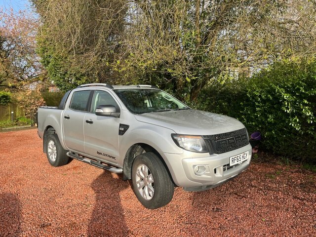 Compare Ford Ranger 3.2 Wildtrak 4X4 Dcb Tdci 197 Bhp RF65HGY Silver