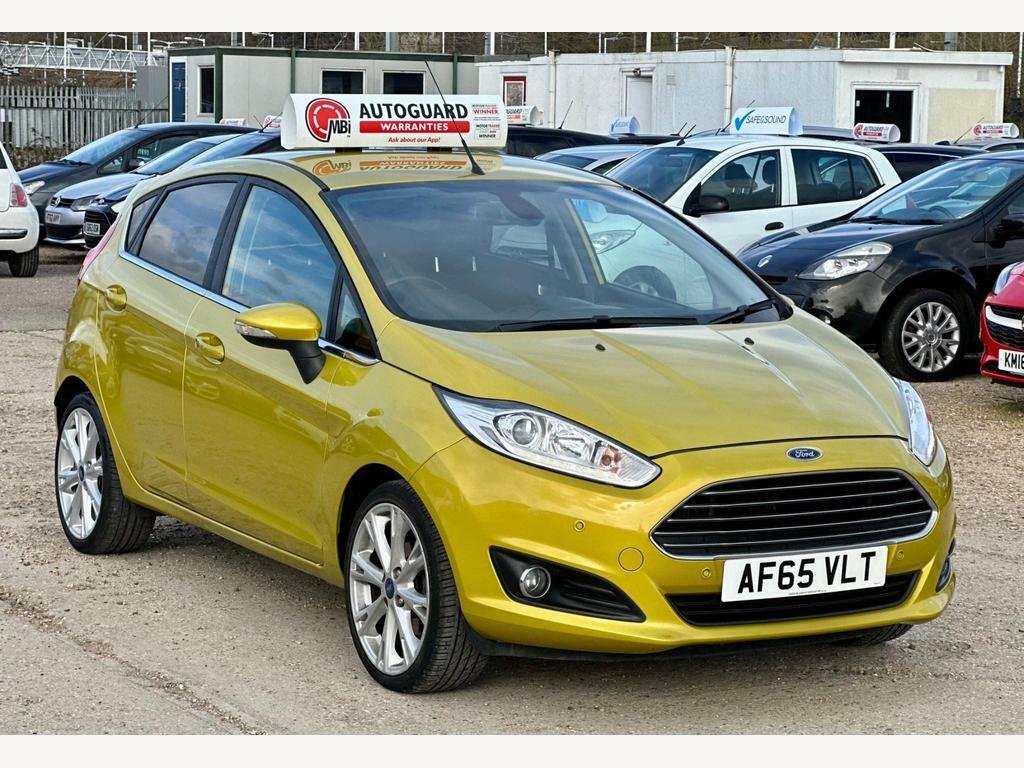 Compare Ford Fiesta 1.0T Ecoboost Titanium Euro 6 Ss AF65VLT Yellow