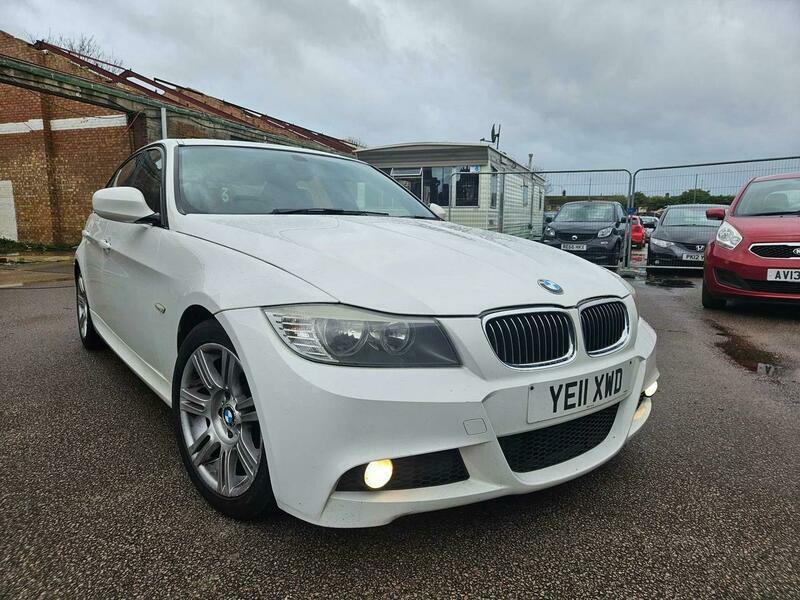 Compare BMW 3 Series 2.0 320D M Sport YE11XWD White