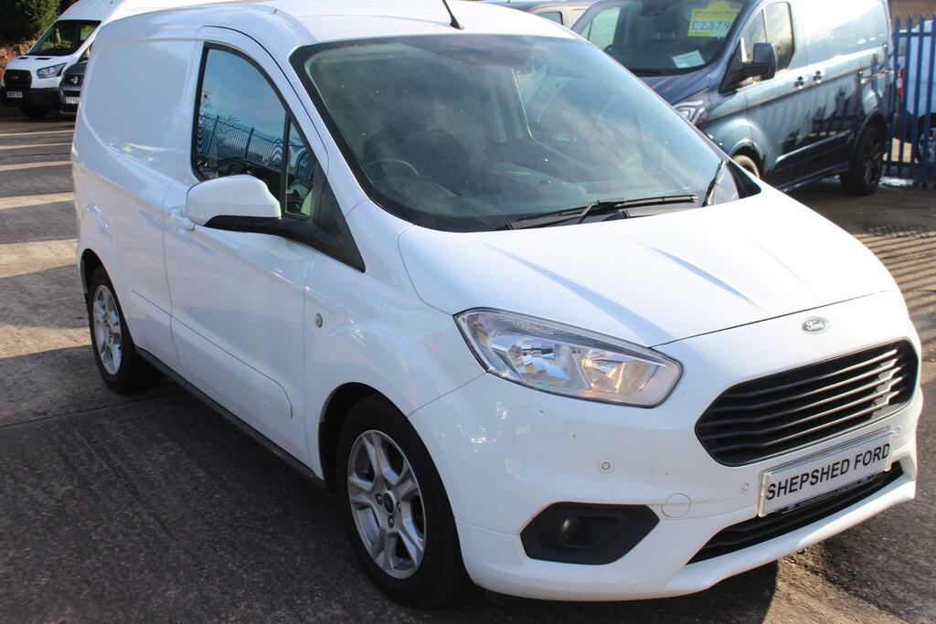 Compare Ford Transit Custom Transit Courier Limited Tdci EO68OGW White