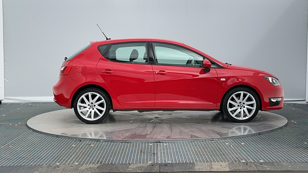 Compare Seat Ibiza Tsi Fr Technology NU17WTO Red