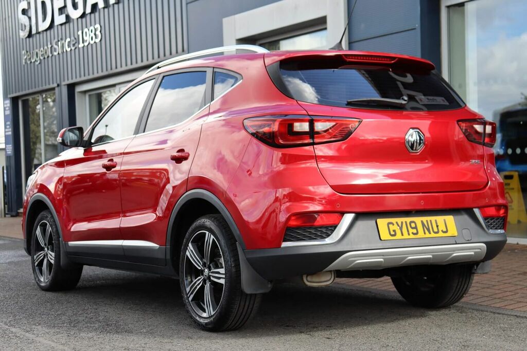 Compare MG ZS Suv GY19NUJ Red