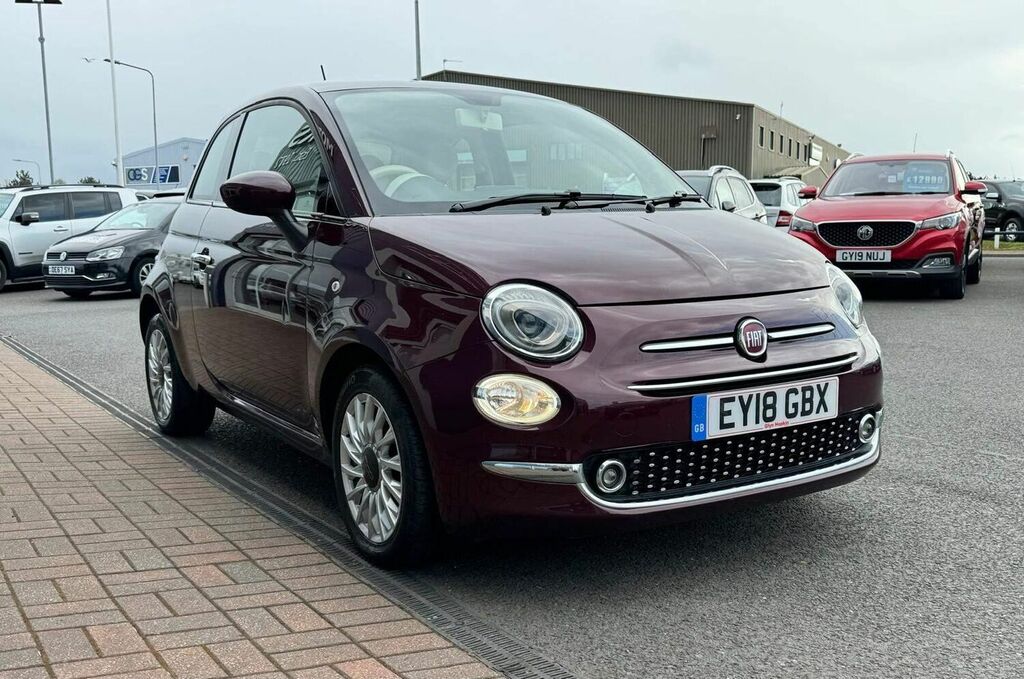Compare Fiat 500 500 Lounge EY18GBX Red
