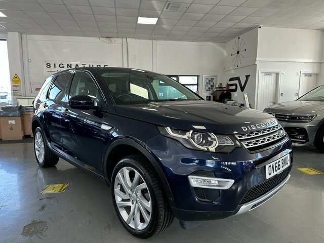 Compare Land Rover Discovery Sport Td4 Hse Luxury OV66BWU Blue