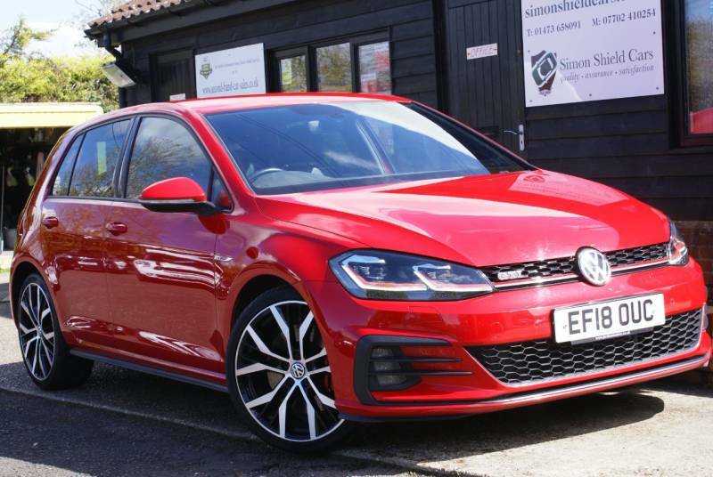 Compare Volkswagen Golf 2.0 Tsi 245 Gti Performance EF18OUC Red