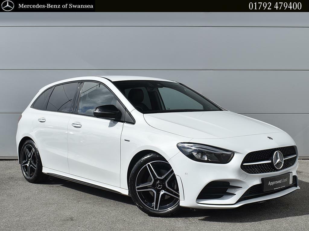 Compare Mercedes-Benz B Class B 200 Amg Line Edition CP22AYB White