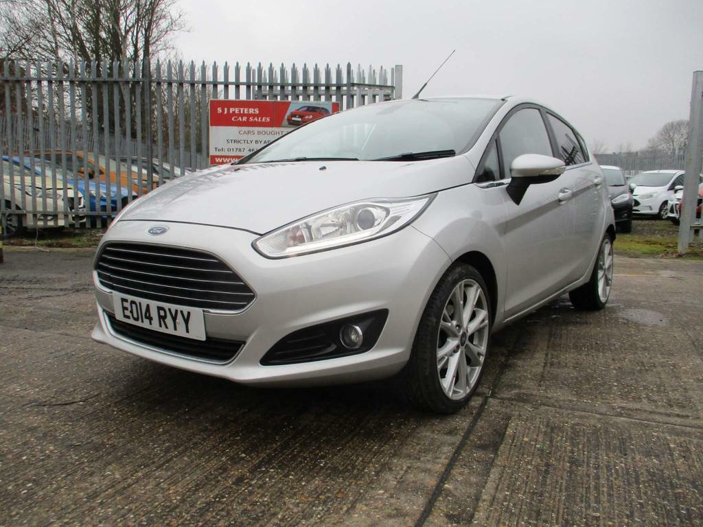 Compare Ford Fiesta 1.0T Ecoboost Titanium X Euro 5 Ss EO14RYY Grey