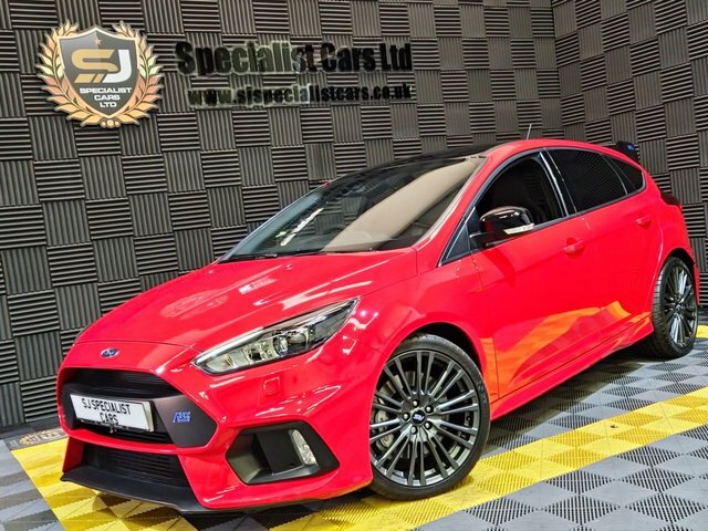 Compare Ford Focus Focus Rs Red Edition 4X4 RS16RED Red