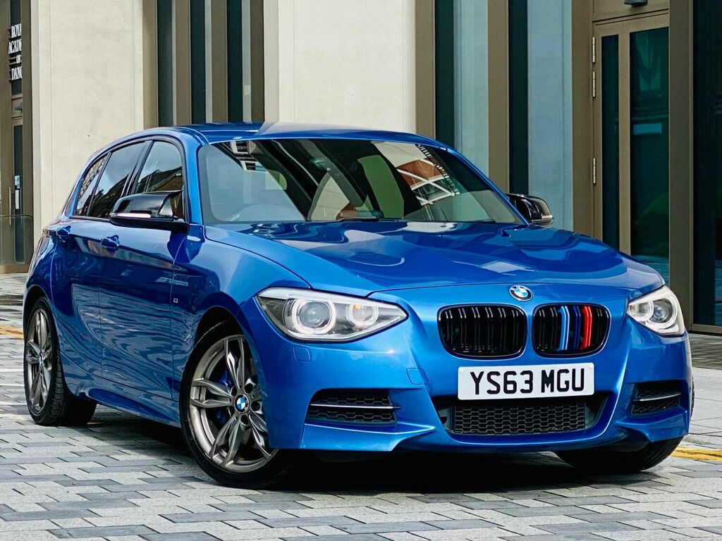 Compare BMW 1 Series Hatchback 3.0 YS63MGU Blue