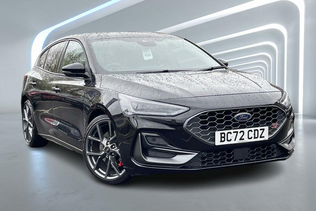 Compare Ford Focus 2.3 Ecoboost St BC72CDZ Black